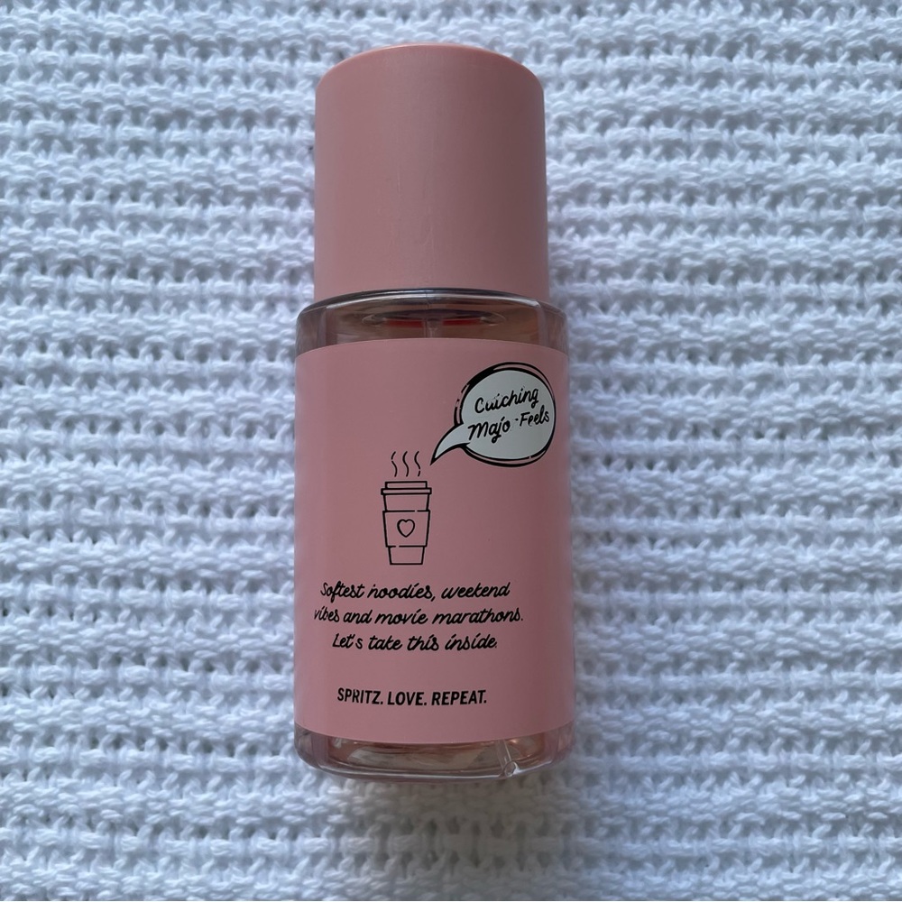 Victoria’s Secret PINK Warm & Cozy Body Mist - Picture 2 of 3